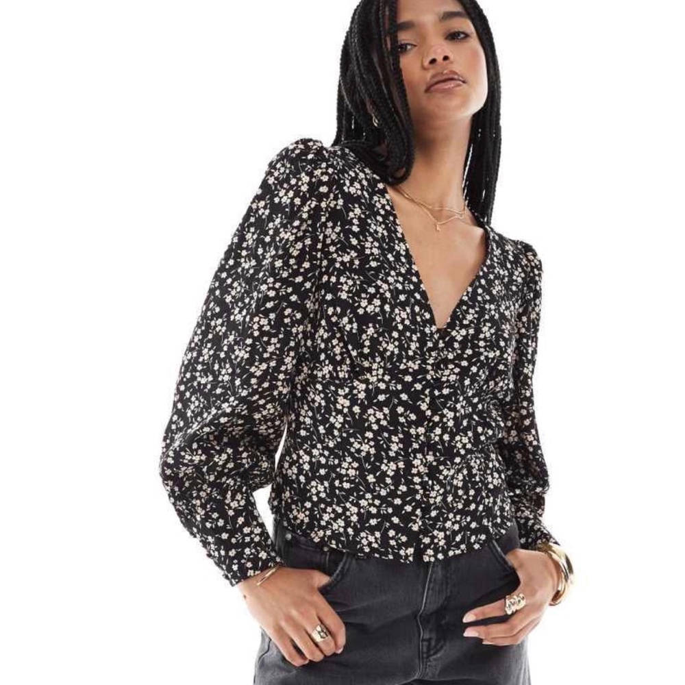 American Eagle Outfitters Navy Floral Blouse